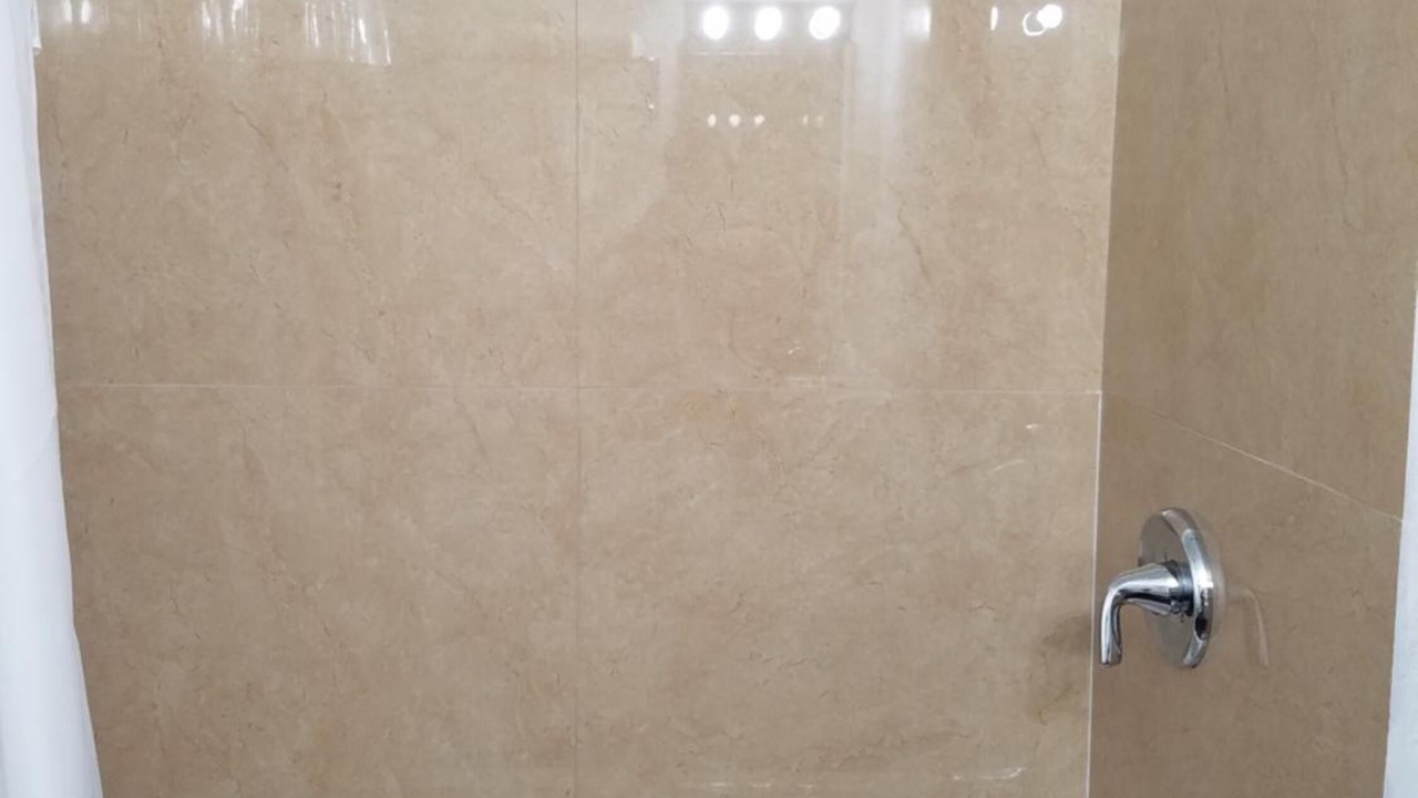 Photo of Bathroom in Keokuk
