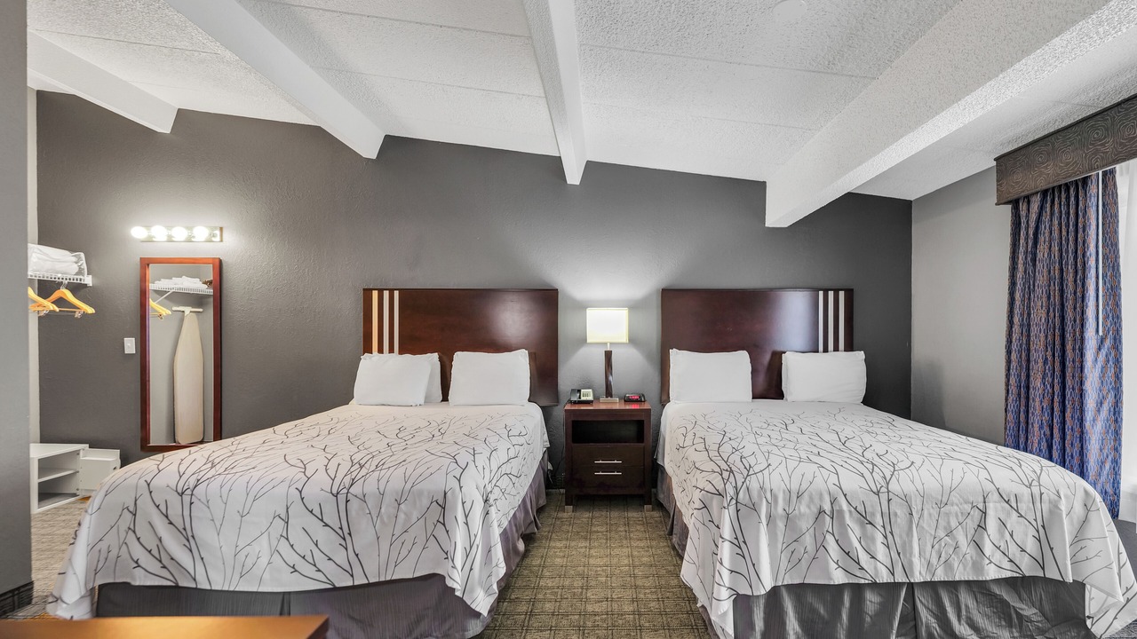 Photo of Bedroom in Urbana