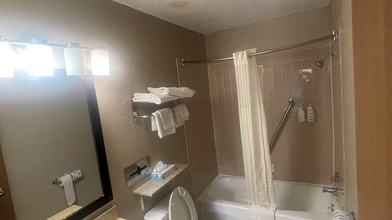 Photo of Bathroom in Council Bluffs