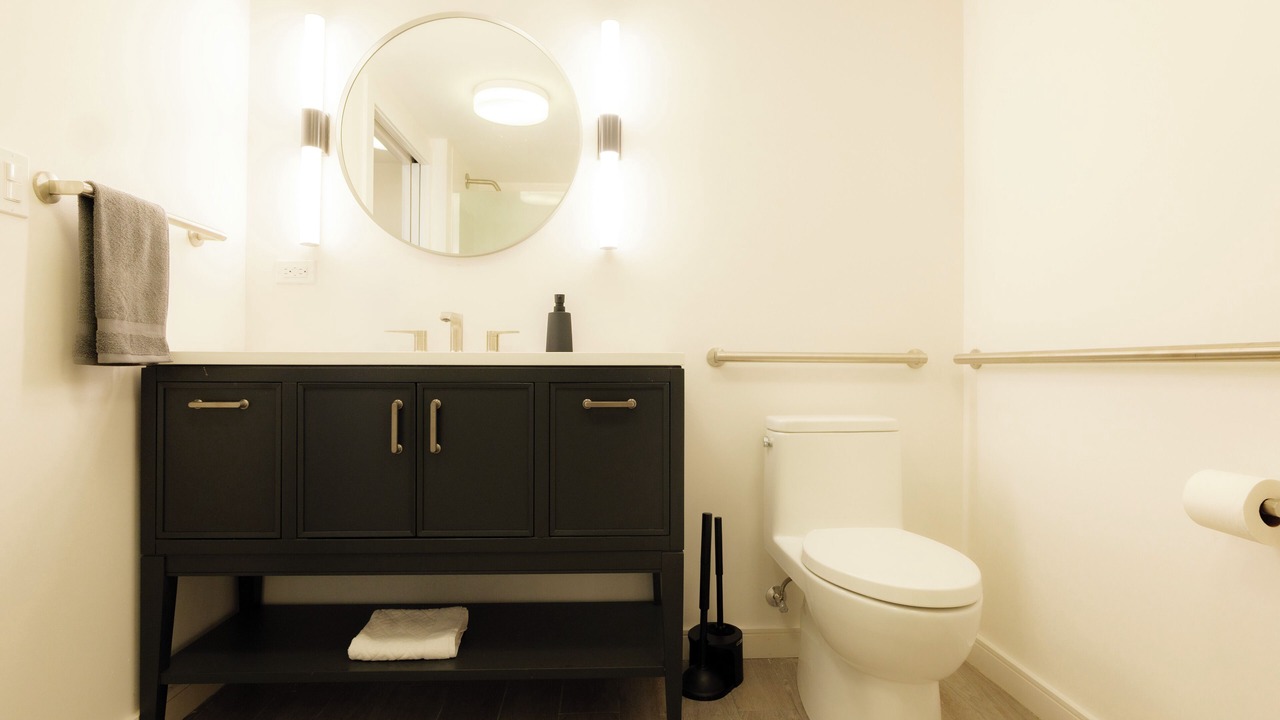 Photo of Bathroom in Washington