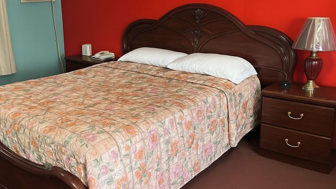 Photo of Bedroom in Lake Bluff