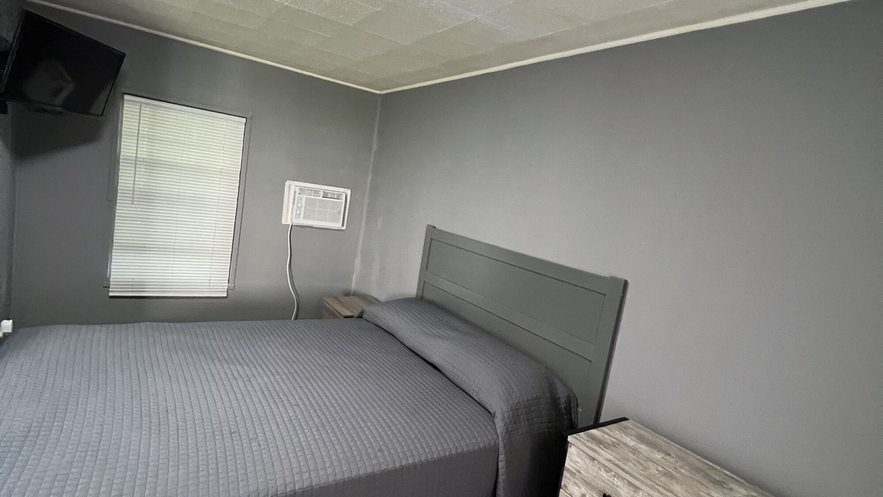 Photo of Bedroom in Lake Bluff