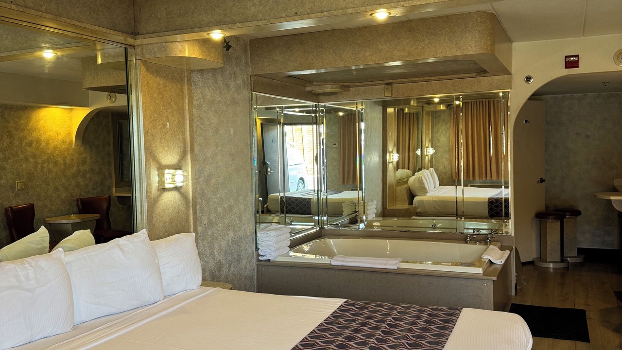 Photo of Bedroom in Chicago Ridge