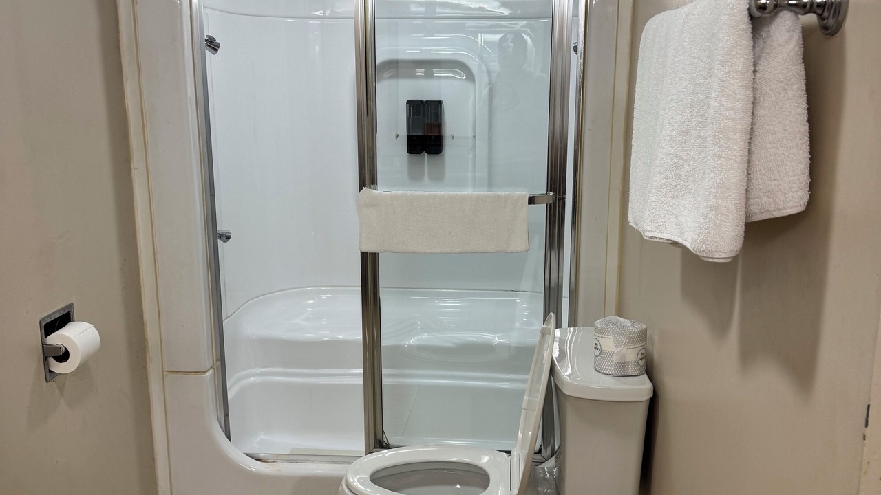 Photo of Bathroom in Chicago Ridge
