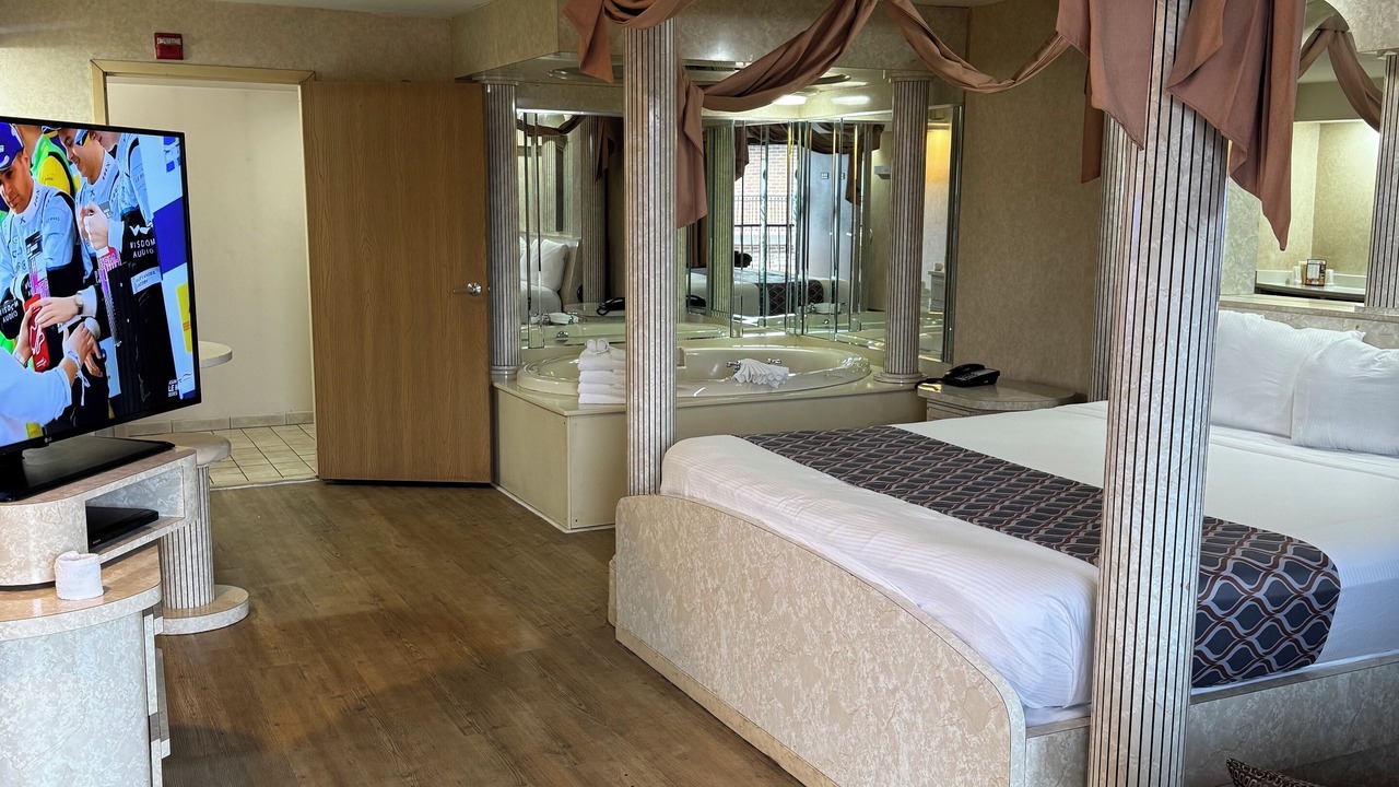 Photo of Bedroom in Chicago Ridge