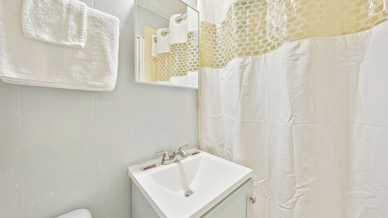 Photo of Bathroom in Flint