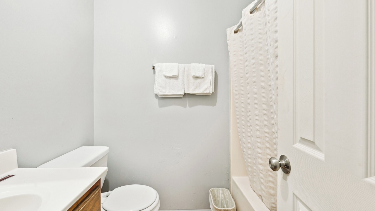 Photo of Bathroom in Flint