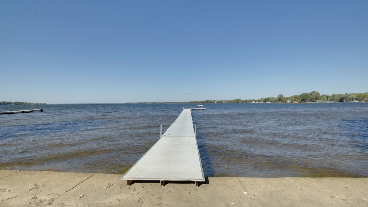 Photo of Others in Cecil