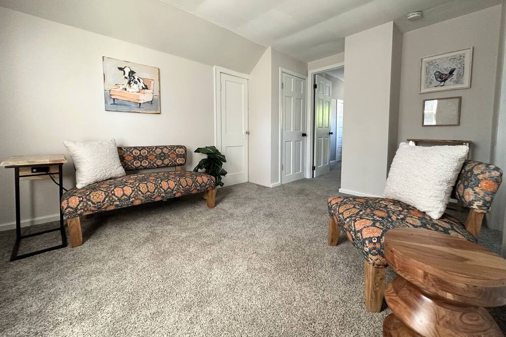 Photo of Livingroom in Wauwatosa