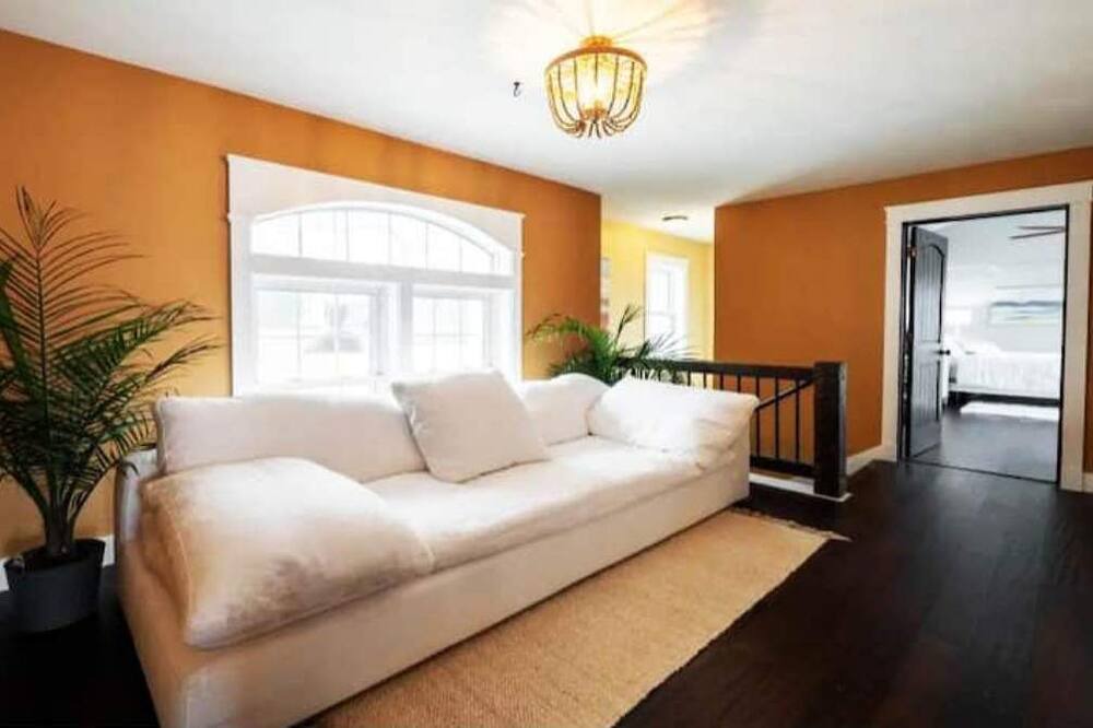 Photo of Livingroom in Middleville