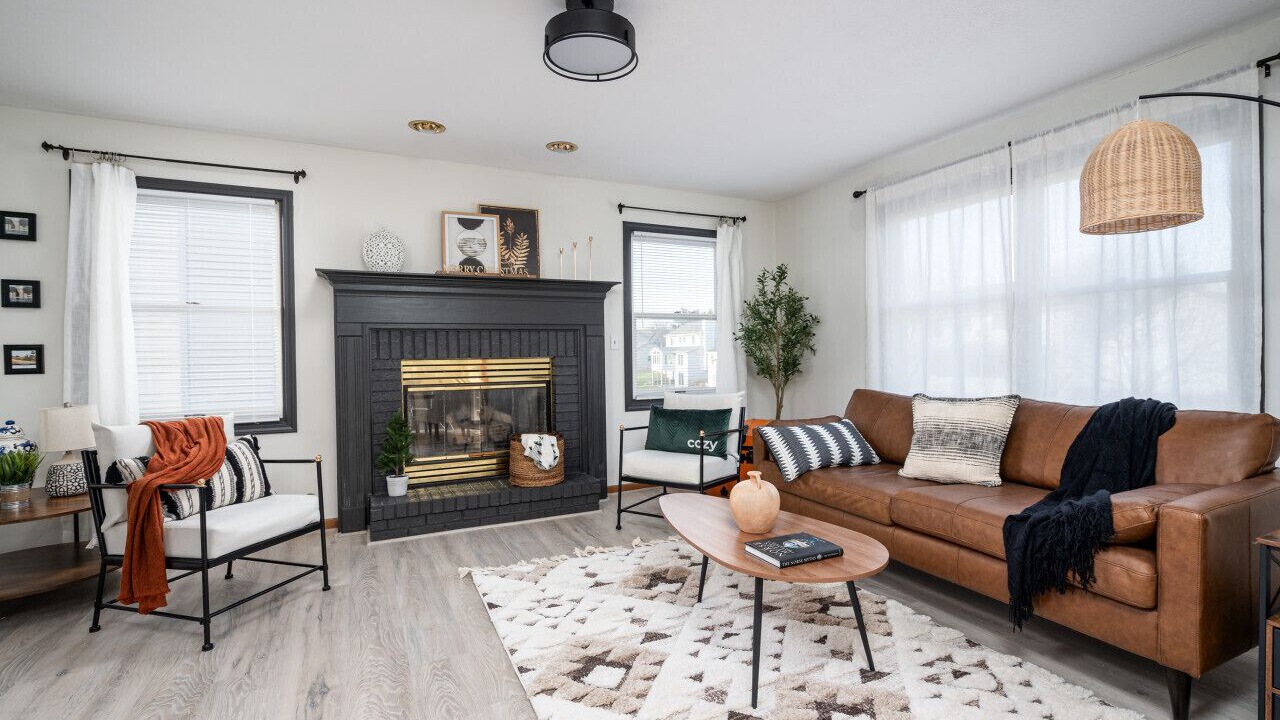 Photo of Livingroom in Kentwood