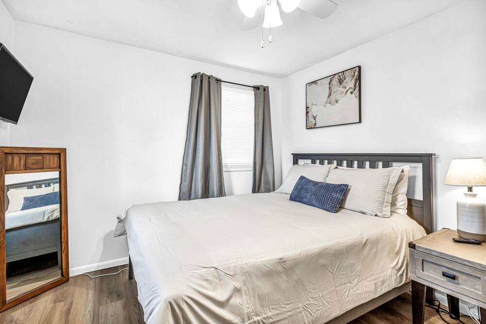 Photo of Bedroom in Sheboygan