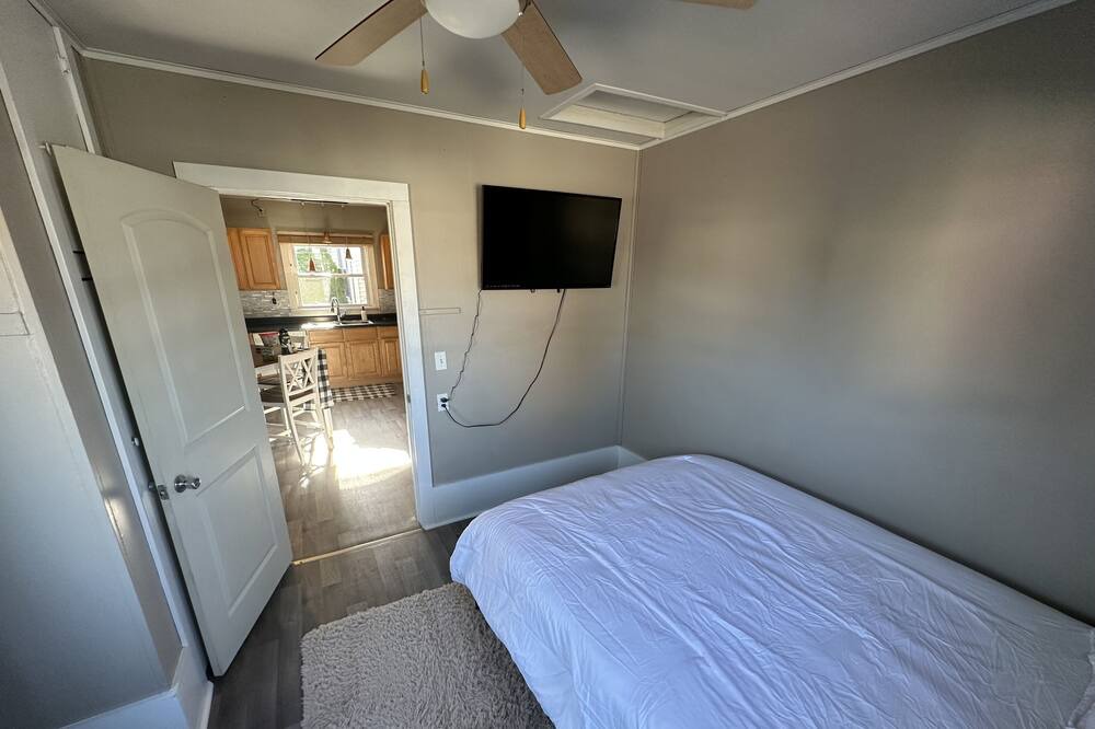 Photo of Bedroom in Marion