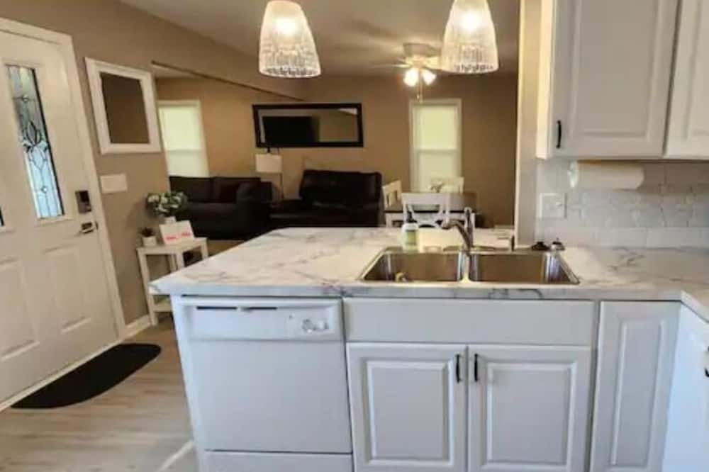Photo of Kitchen in Council Bluffs