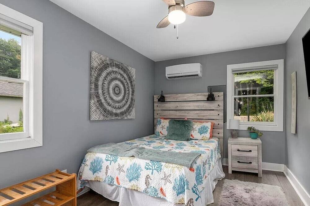 Photo of Bedroom in Solon Township