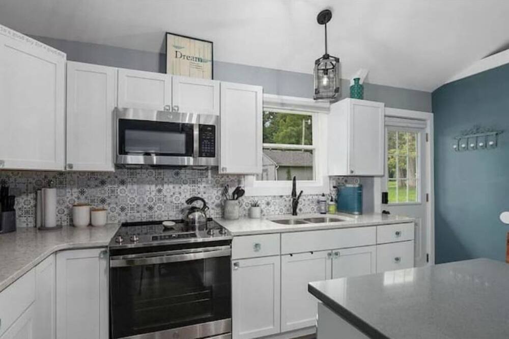 Photo of Kitchen in Solon Township