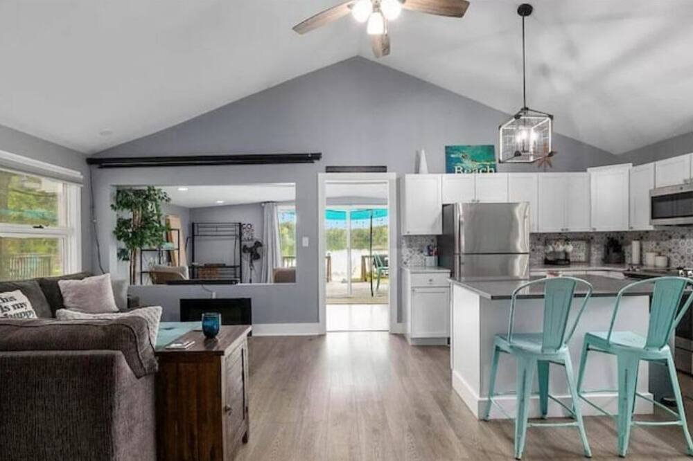 Photo of Kitchen in Solon Township