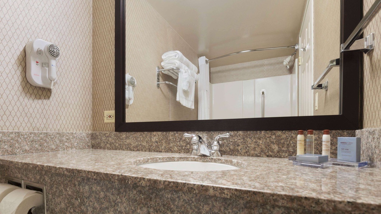 Photo of Bedroom in Schaumburg