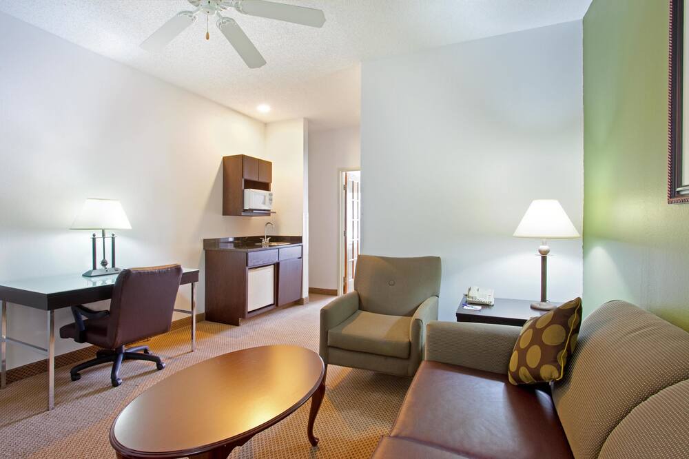 Photo of Livingroom in Riverwoods