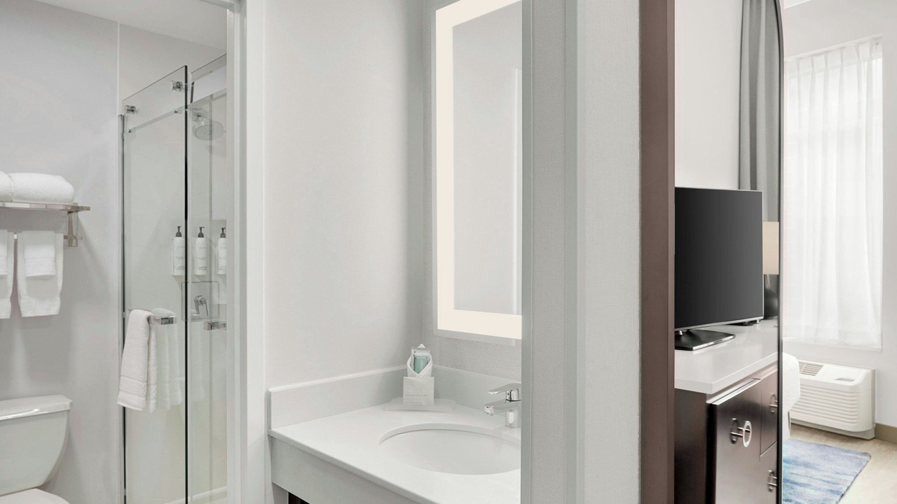 Photo of Bathroom in Streeterville