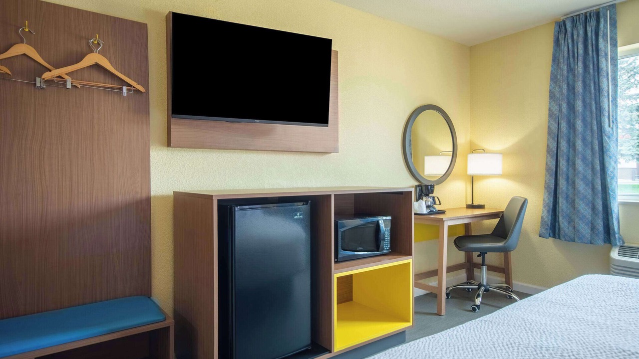 Photo of Bedroom in Evansdale