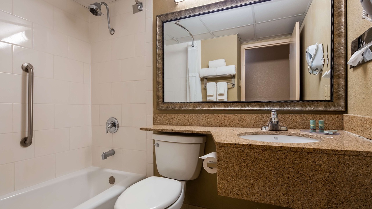 Photo of Bathroom in Council Bluffs
