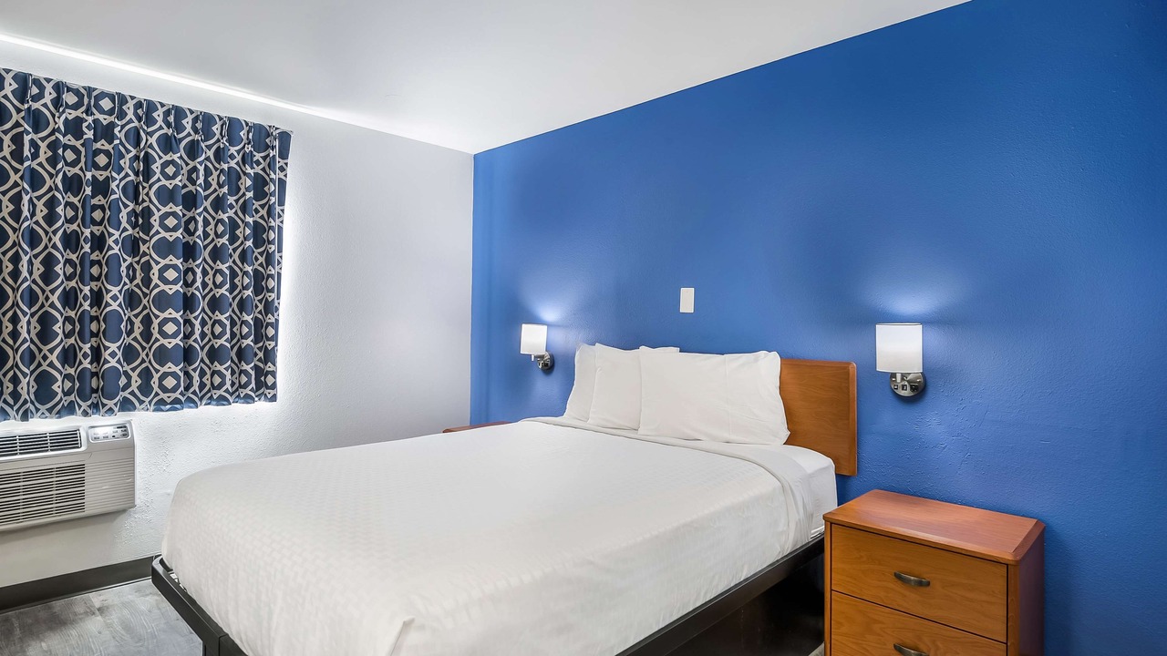 Photo of Bedroom in East Peoria