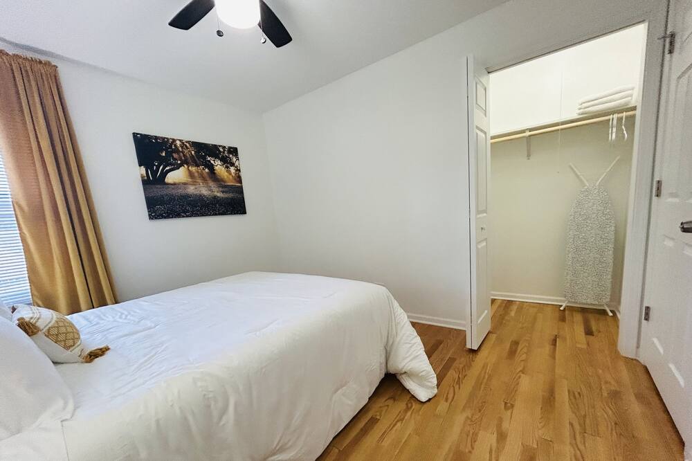 Photo of Bedroom in Willowbrook