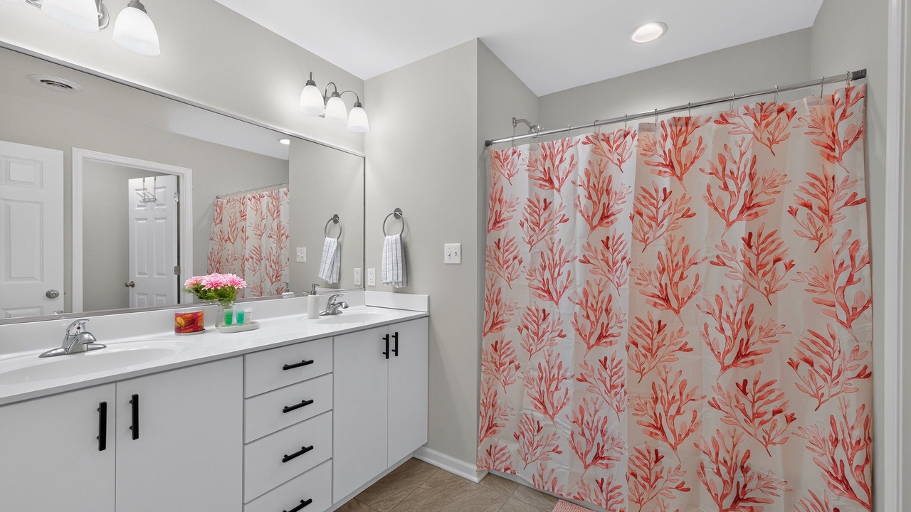 Photo of Bathroom in Cedar Lake