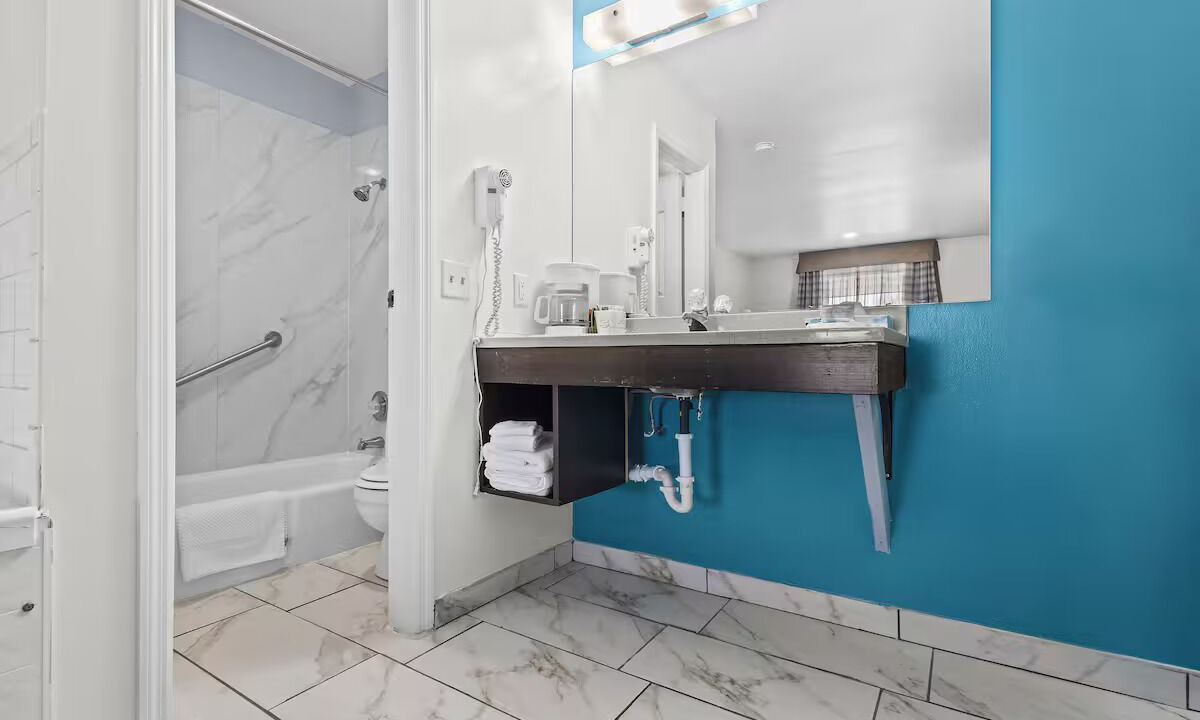 Photo of Bathroom in Rantoul