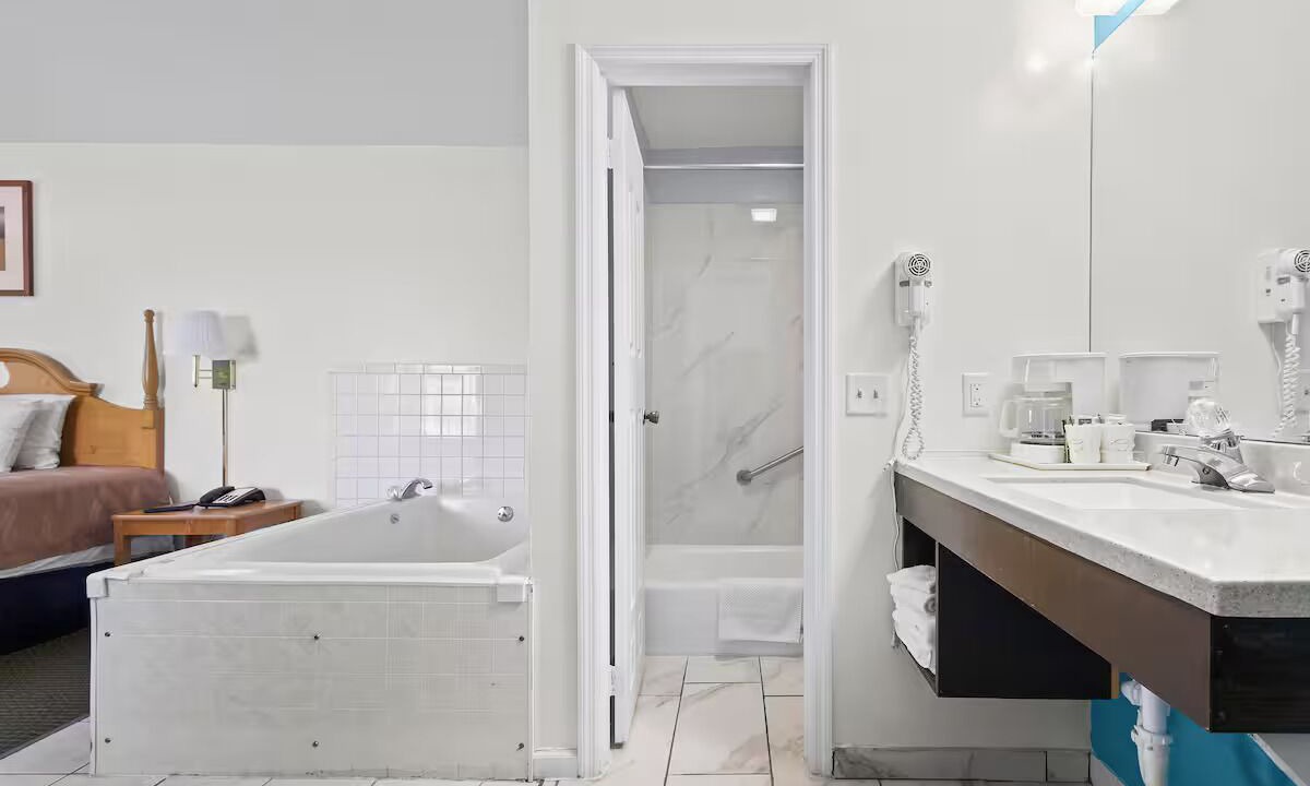 Photo of Bathroom in Rantoul