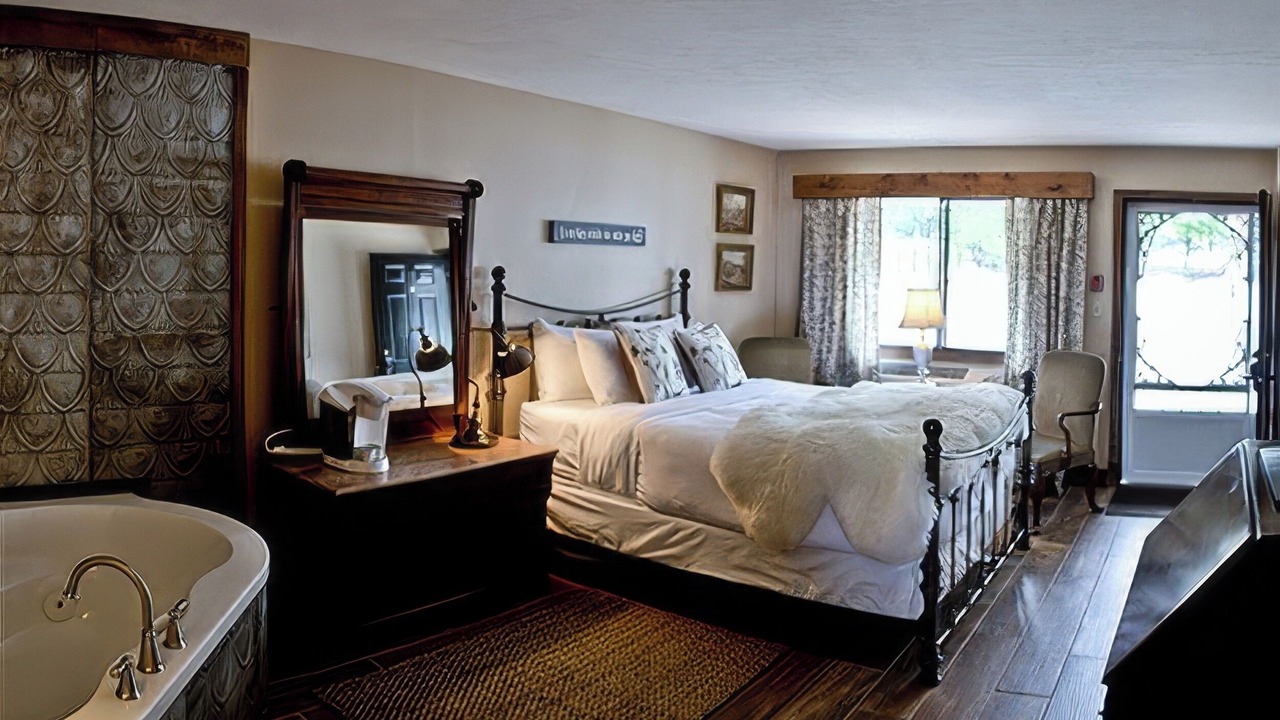 Photo of Bedroom in Lake Geneva