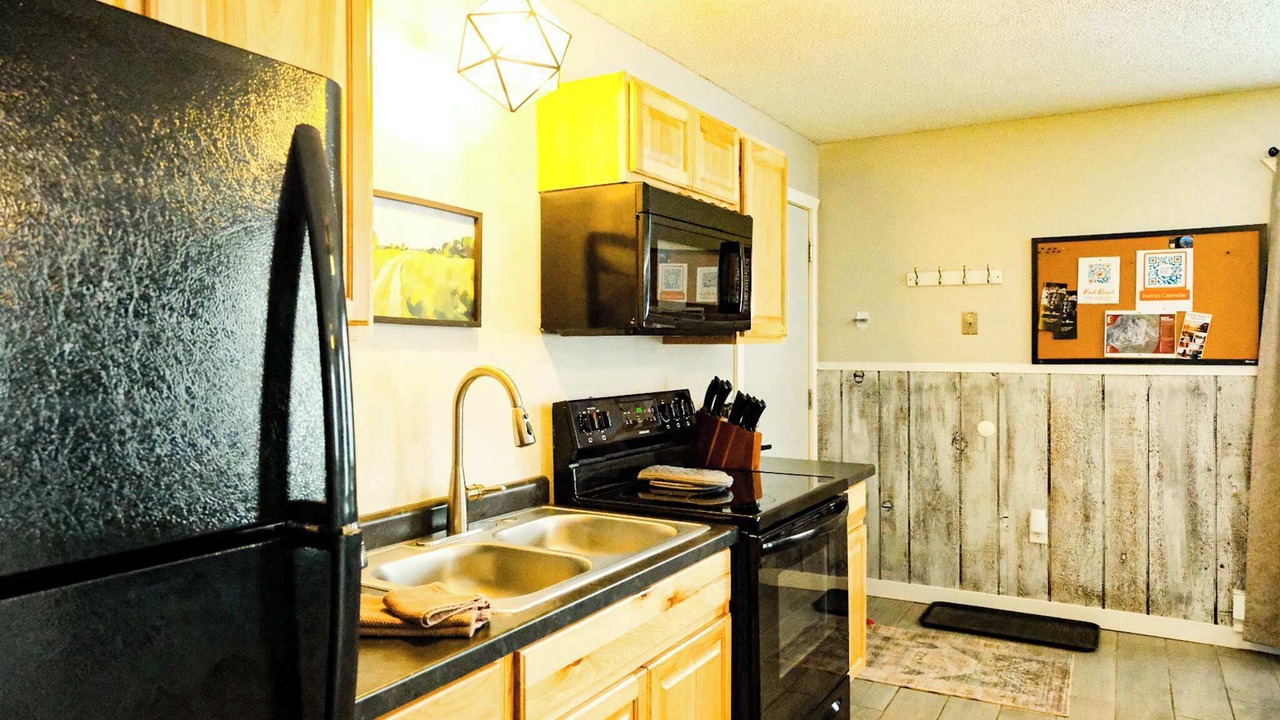 Photo of Kitchen in Bessemer