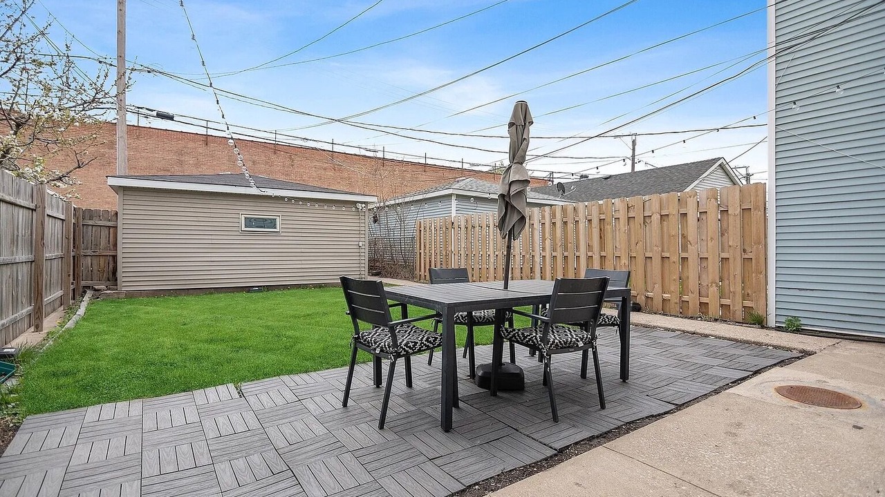 Photo of Outdoor in Avondale