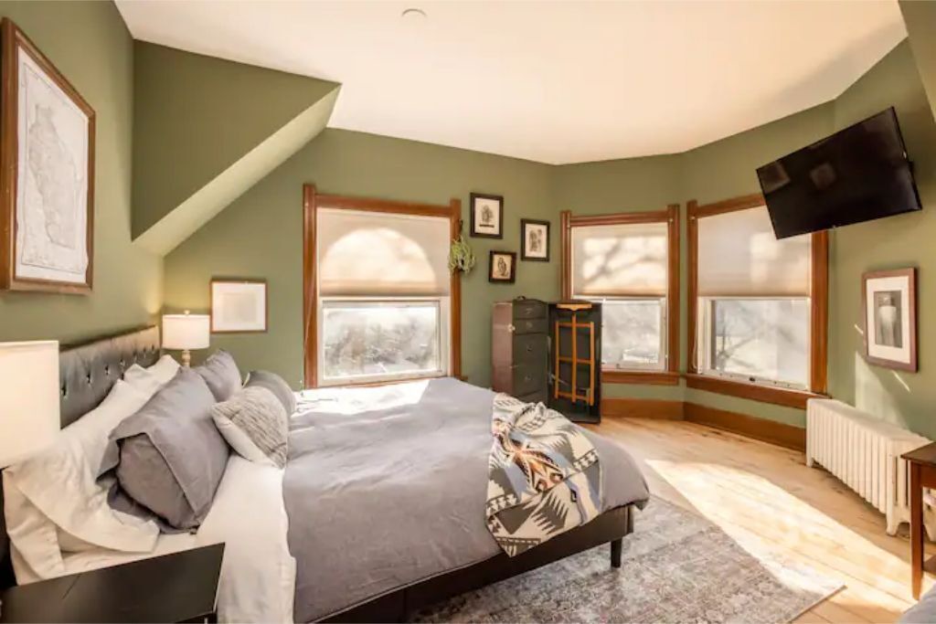 Photo of Bedroom in Lower East Side