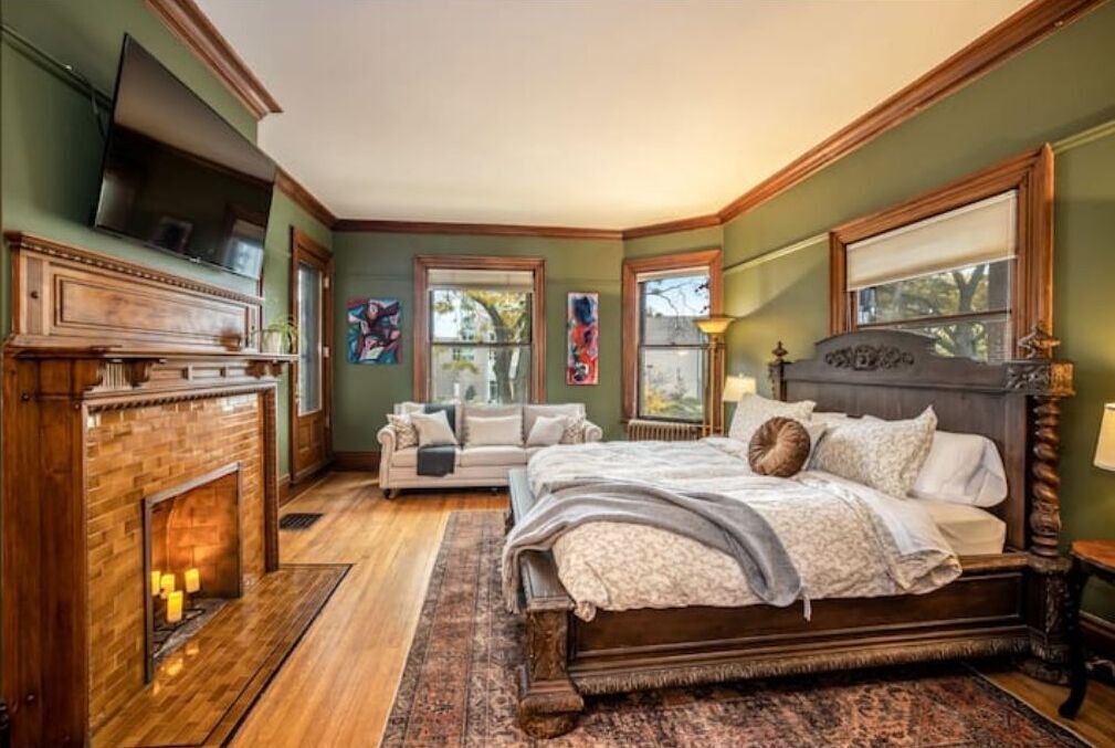 Photo of Bedroom in Lower East Side