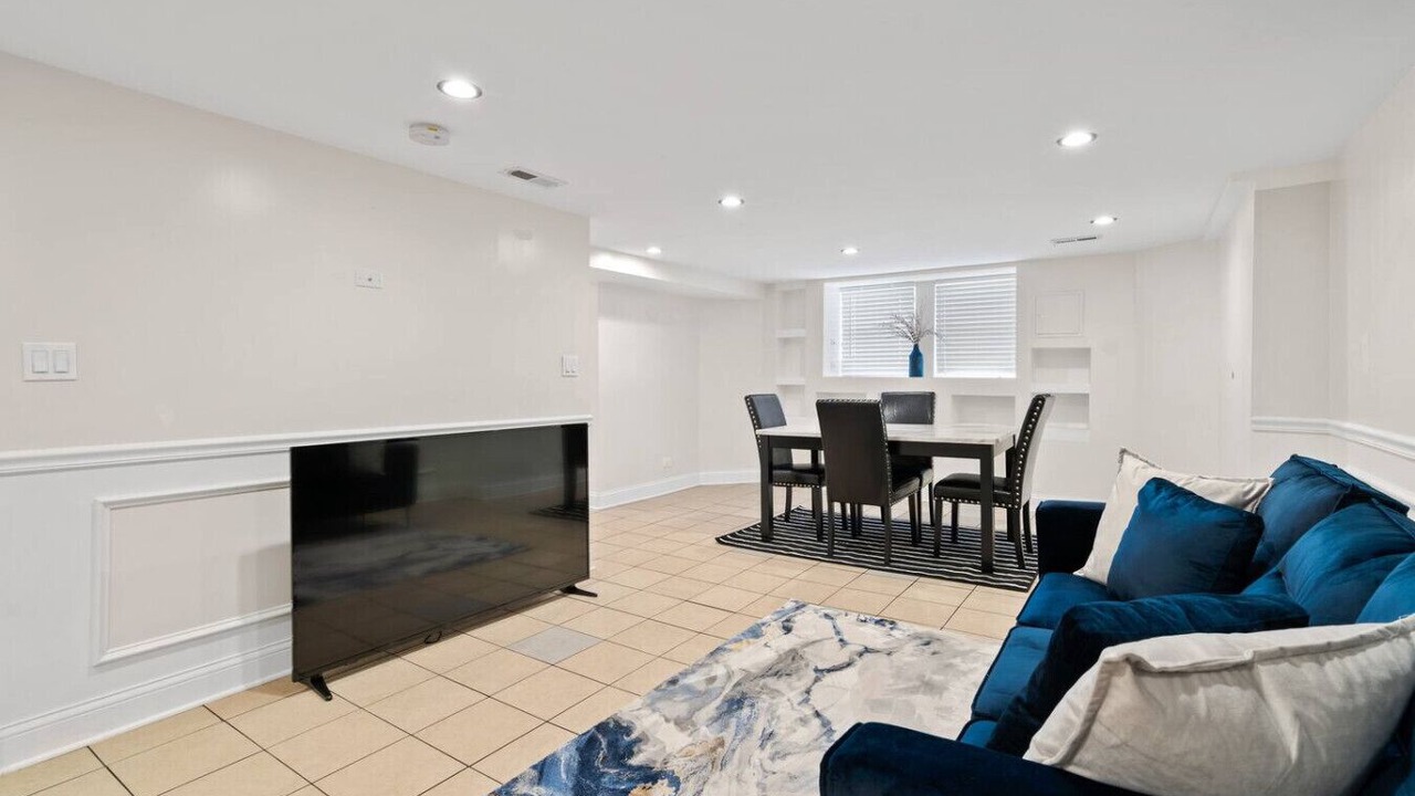 Photo of Livingroom in Cragin