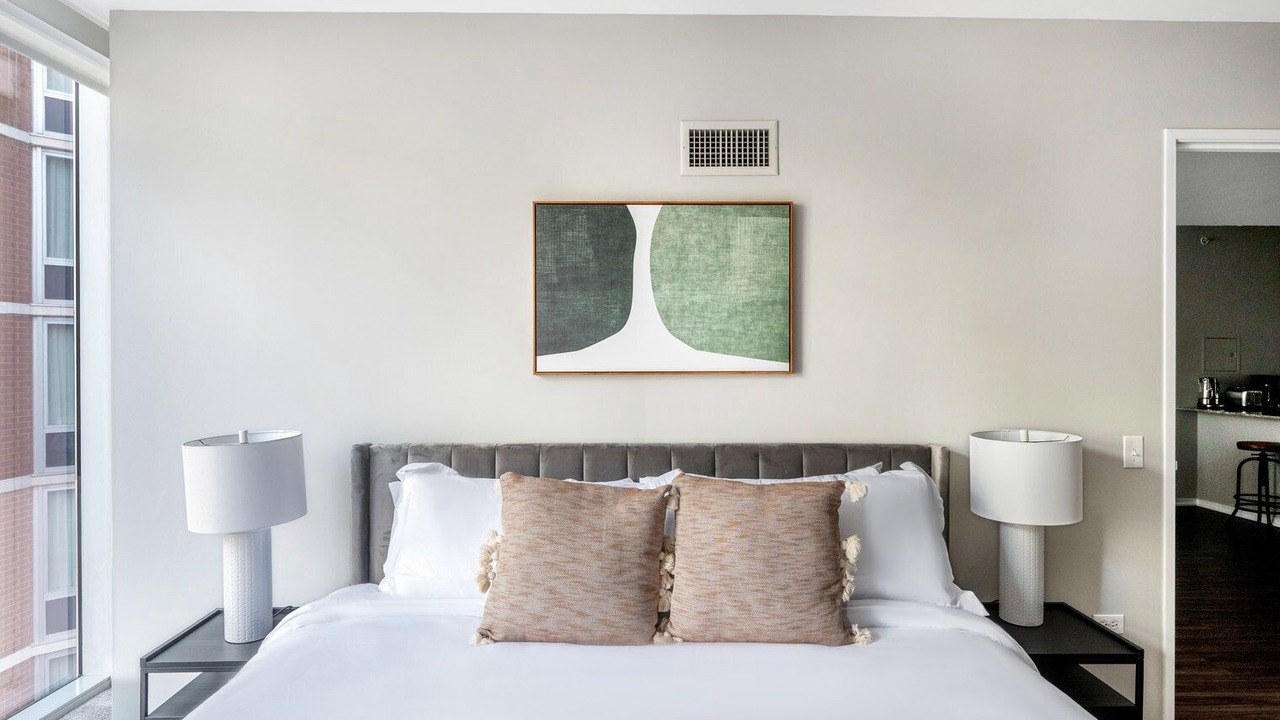 Photo of Bedroom in Streeterville