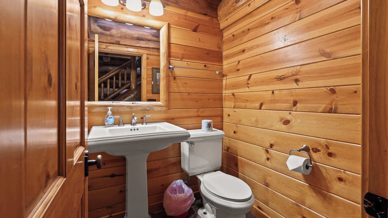 Photo of Bathroom in Fish Creek