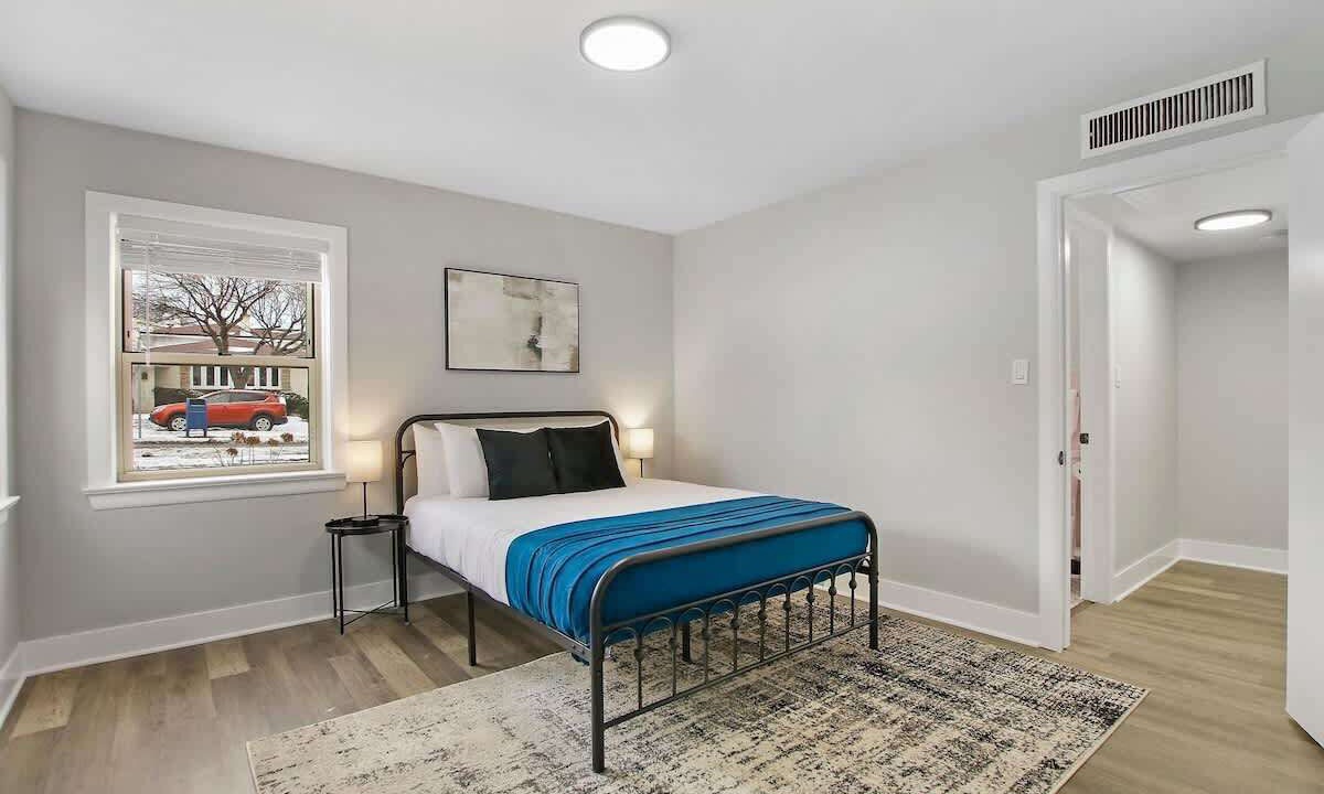 Photo of Bedroom in Skokie