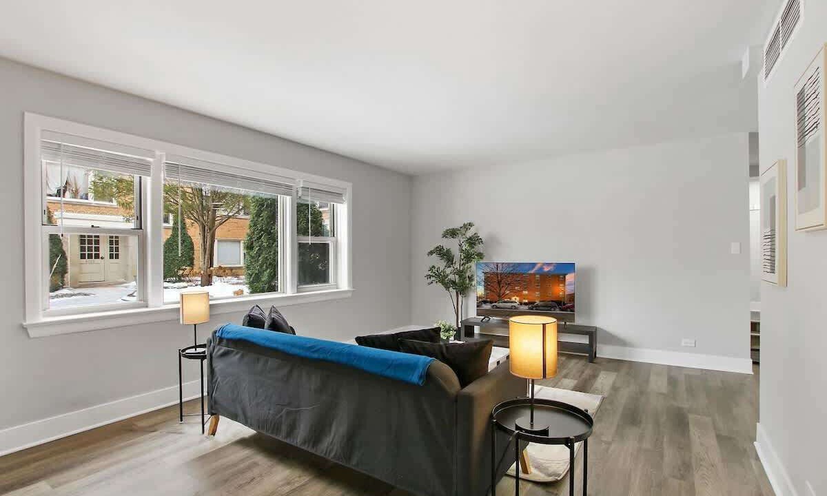 Photo of Livingroom in Skokie