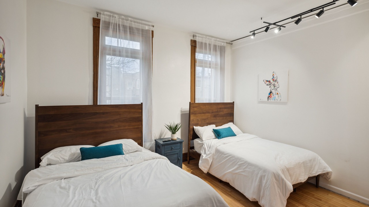 Photo of Bedroom in Lakeview