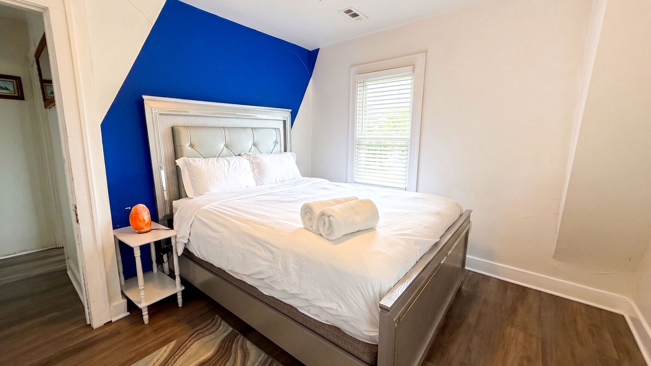 Photo of Bedroom in North Chicago