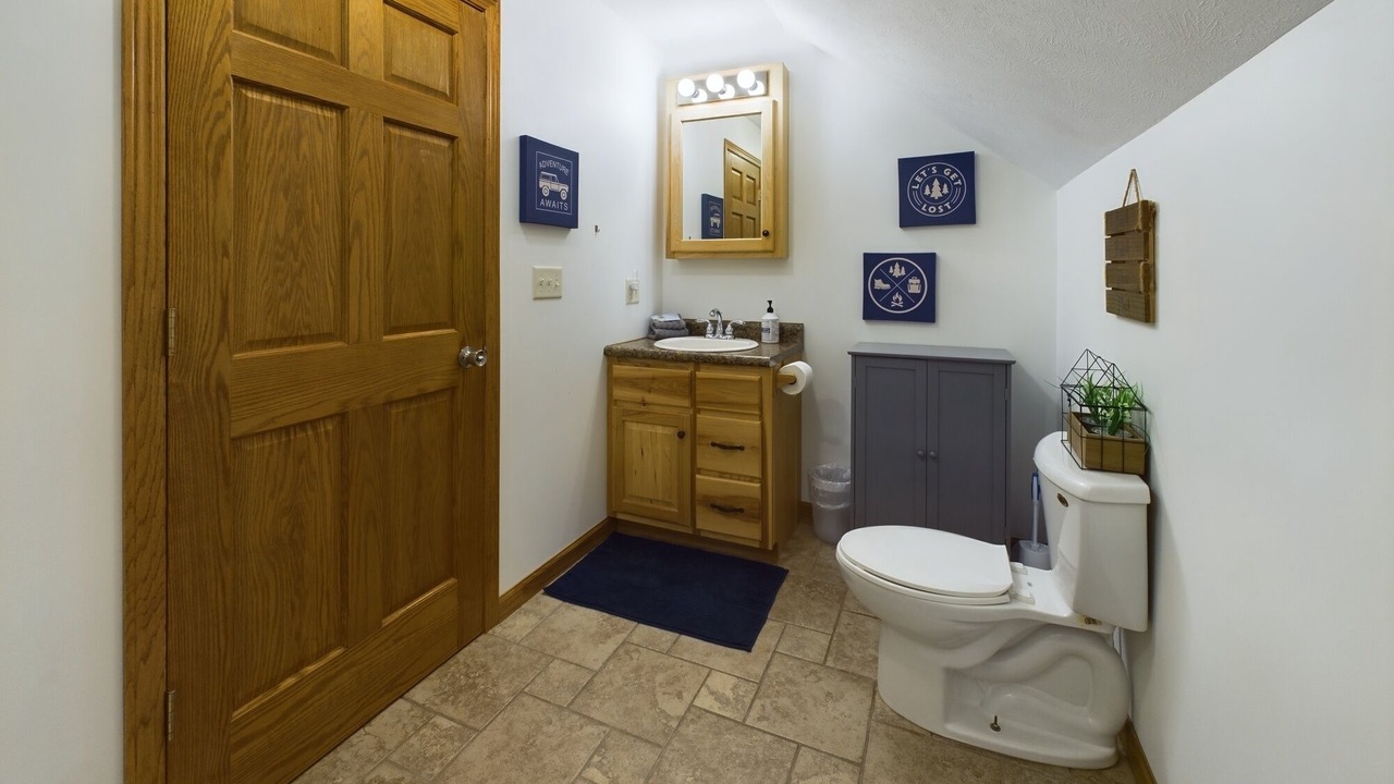 Photo of Bathroom in Munising