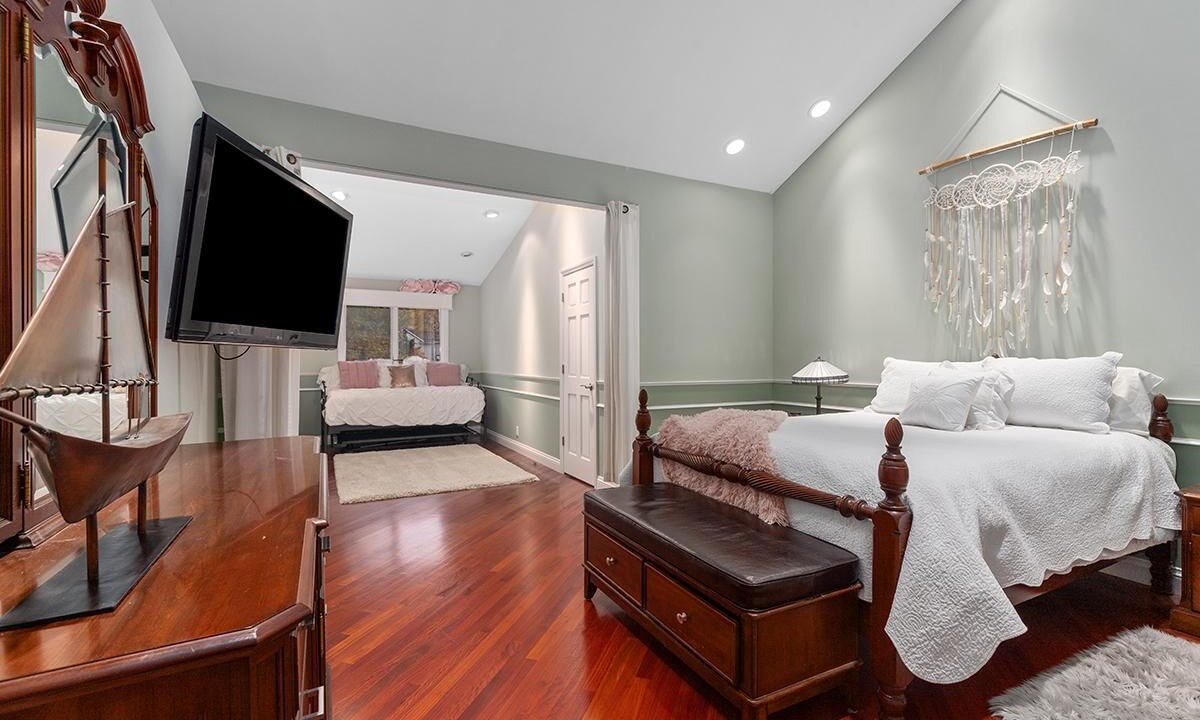 Photo of Bedroom in Douglas