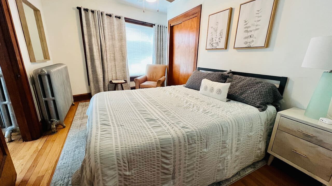 Photo of Bedroom in Milwaukee