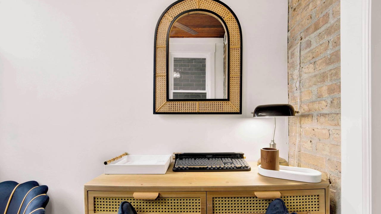 Photo of Livingroom in Bucktown