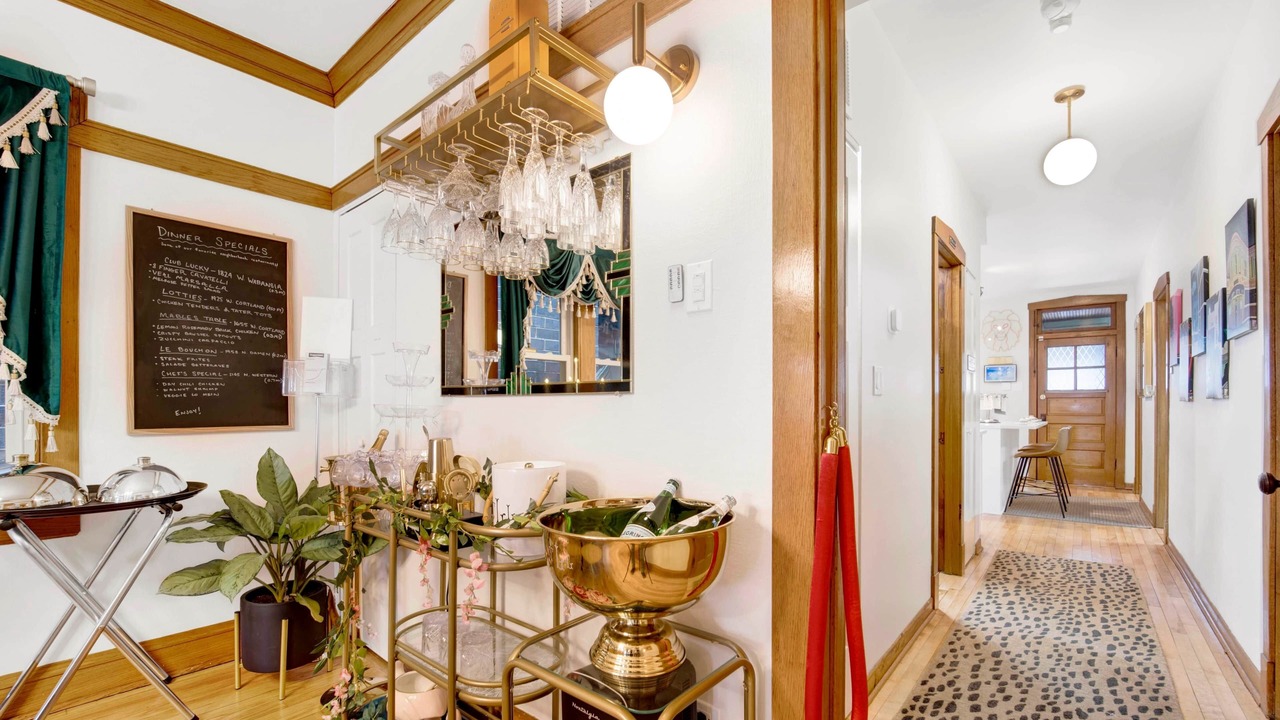 Photo of Bedroom in Bucktown