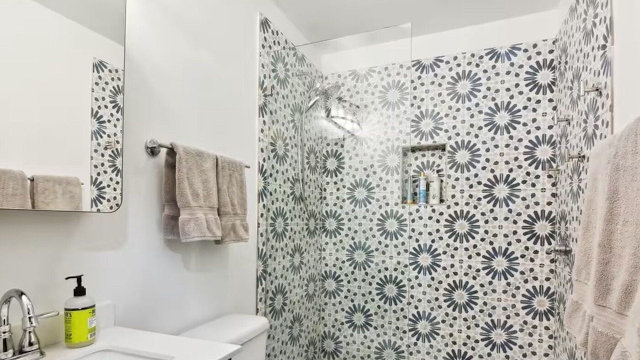 Photo of Bathroom in Miller Beach