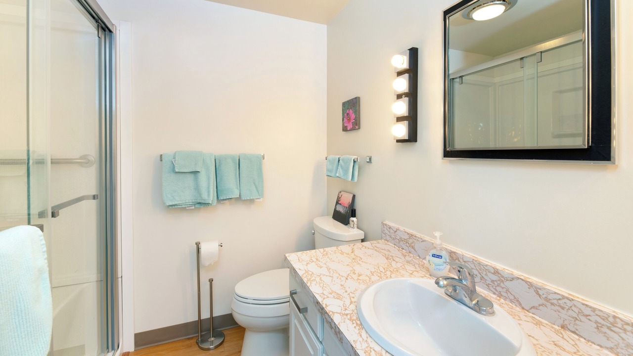 Photo of Bathroom in Cedar